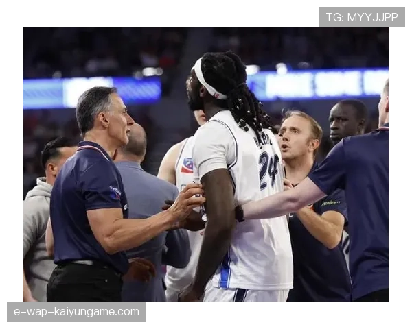 哈雷尔涉禁药被禁赛 NBL球队解约公告,哈雷尔签约球鞋 哈雷尔涉禁药被禁赛 NBL球队解约公告,哈雷尔签约球鞋